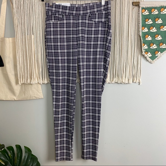 Seven 7 NWT Pull On Pointe Dandy Plaid Grey Skinny Legging Medium - Picture 10 of 10